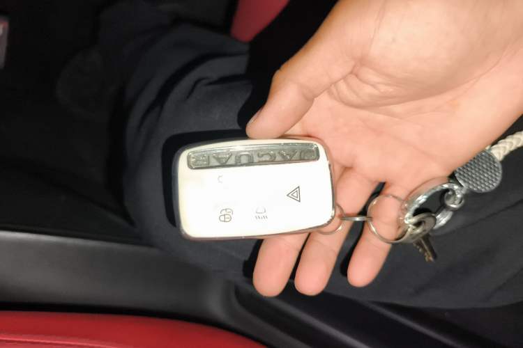 Used Jaguar F-TYPE 2016 3.0 SC Hardtop Version