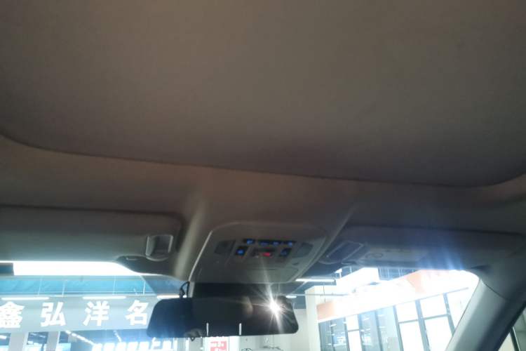 Used Toyota Highlander 2022 Dual-Engine 2.5L Four-Wheel Drive Prestige Version 7 Seats Headliner