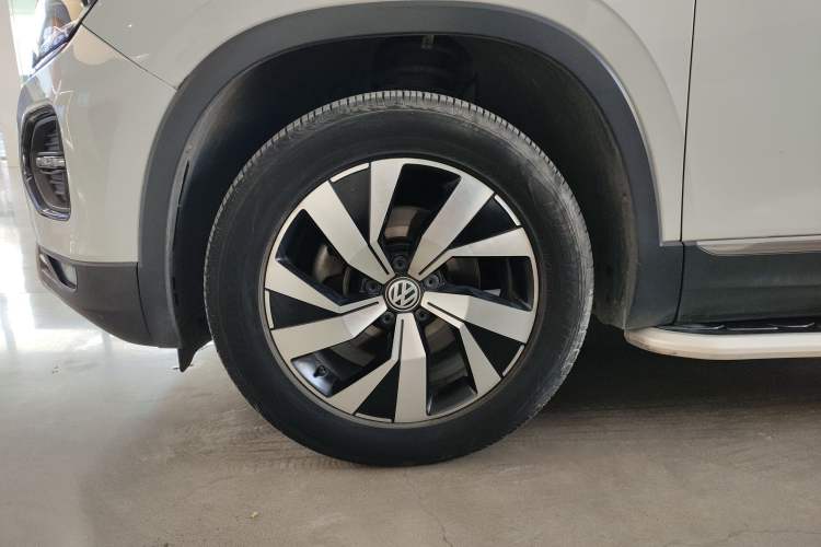 Used Volkswagen Tayron 2019 Teramont Edition 280TSI Two-Wheel Drive Luxury Model China VI Standard Exterior 4