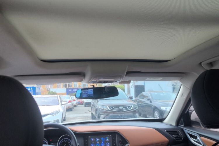 Used Zotye T300 2017 1.5L Manual Luxury Model Headliner