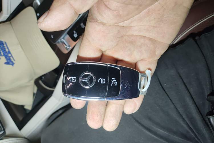 Used Mercedes-Benz Maybach GLS 2022 GLS 600 4MATIC Celebration Edition Vehicle Key