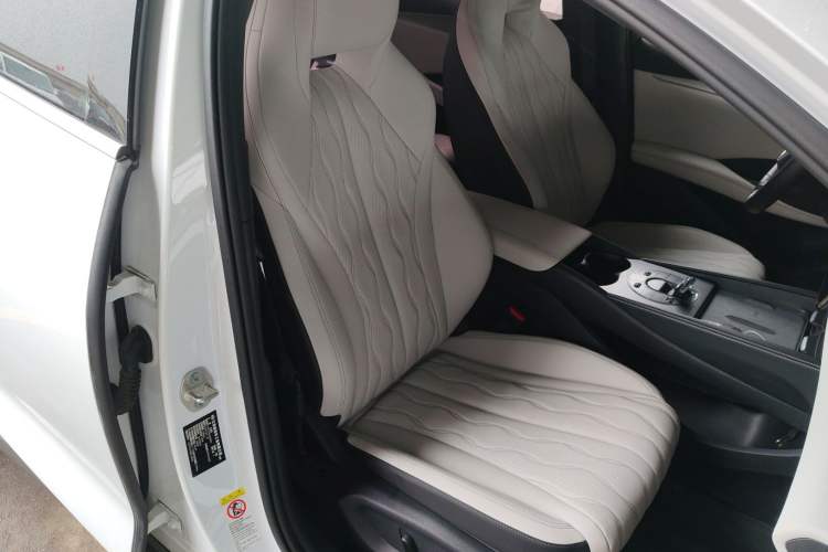 Used BYD Seal 06 New Energy 2024 DM-i 120KM Flagship Model Right Front Seat