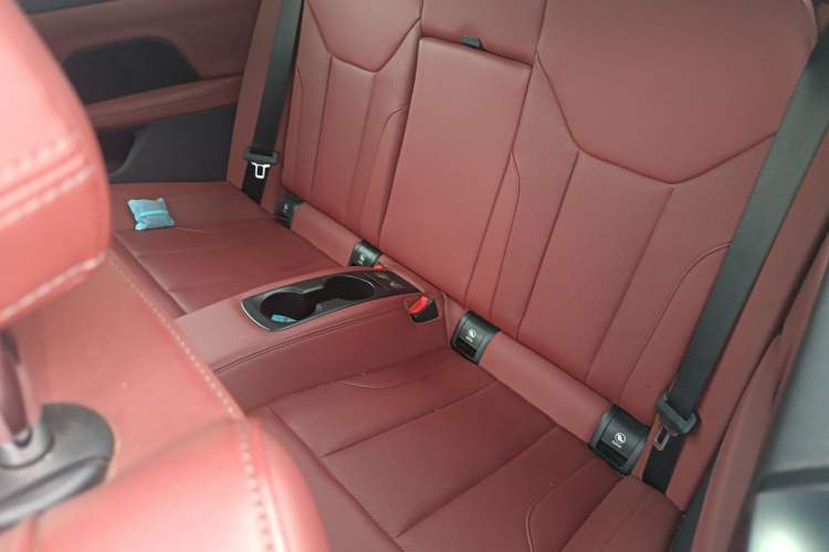 Used BMW 4 Series 2022 Revised 425i Convertible M Sport Night Edition Package Left Rear Seat