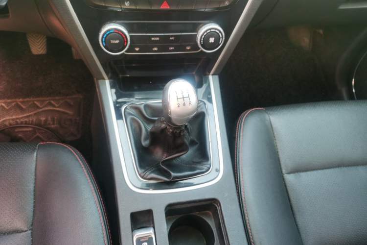 Used Leopaard CS10 2017 1.5T Manual Elite Version
