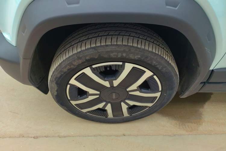 Used iCAR 03 2024 501km Four-wheel Drive Long-Range Advanced Version
