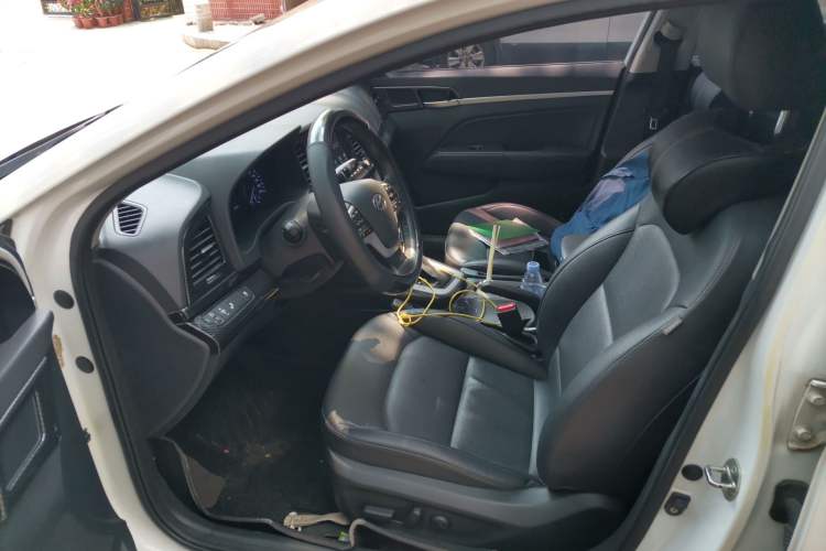 Used Hyundai Elantra (6th Generation / Lingdong) 2016 1.6L Automatic ZhiXuan · Luxury Version Left Front Seat