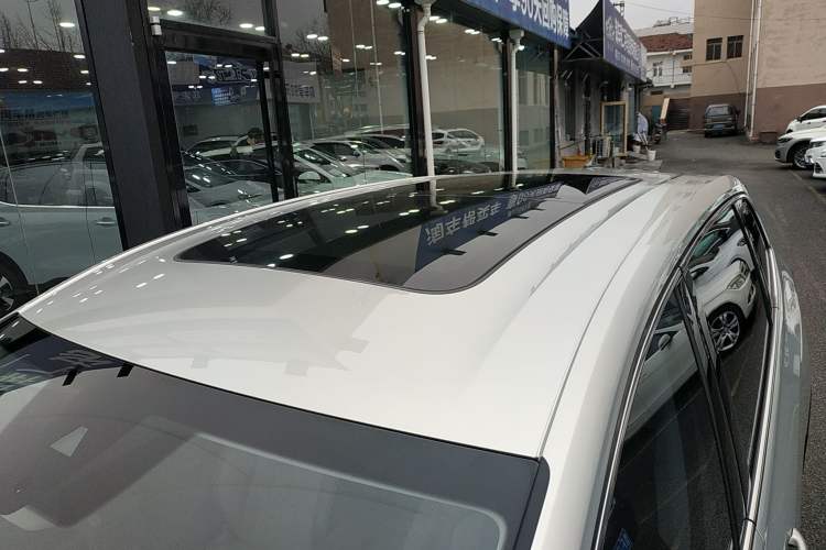 Used Volkswagen Viloran 2024 330TSI Luxury Edition
