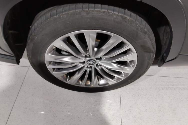 Used Toyota Highlander 2022 Dual-Engine 2.5L Four-Wheel Drive Supreme Edition 7-Seater
