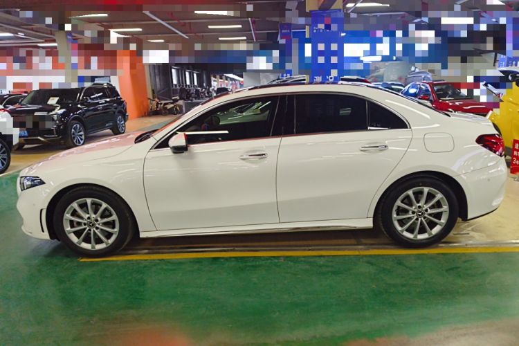 Used Mercedes-Benz A-Class 2021 A 200 L Sport Sedan Fashion Model
