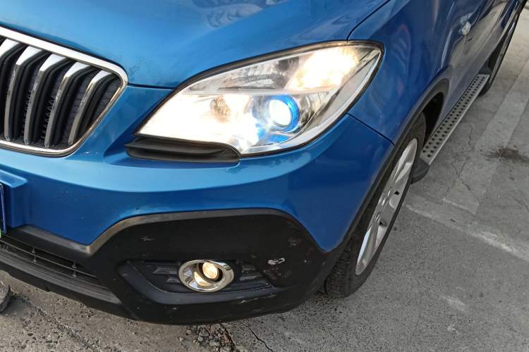 Used Buick Encore 2015 1.4T Automatic Two-Wheel Drive Urban Elite Version