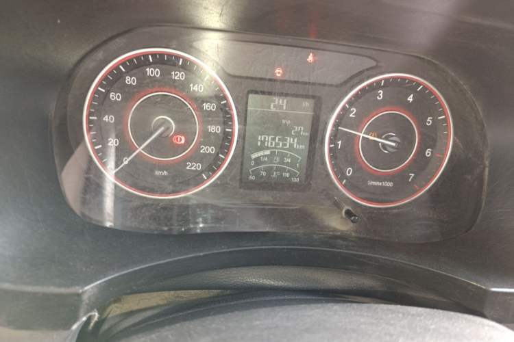 Used Jinbei Hiace King 2021 2.0L City Transport King Series Express Model Standard Top 6-Seater 1TZS Odometer Close Up