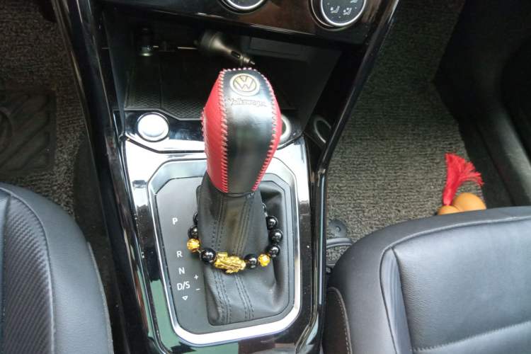 Used Volkswagen T-ROC 2020 280TSI DSG Two-Wheel Drive Comfort Version