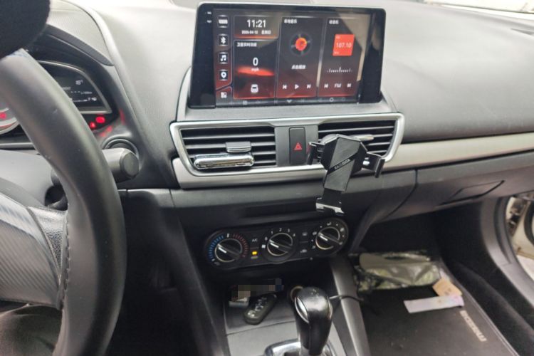 Used Mazda 3 Axela 2014 Sedan 1.5L Automatic Comfort Model Audio And AC Panel