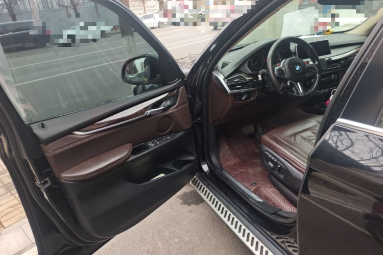 Used BMW X5 2015 xDrive28i
