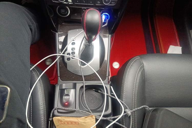 Used Renault Koleos 2014 2.5L Two-Wheel Drive Comfort Edition