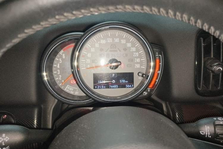 Used MINI Countryman 2017 1.5T COOPER ALL4 Traveler Instrument Cluster