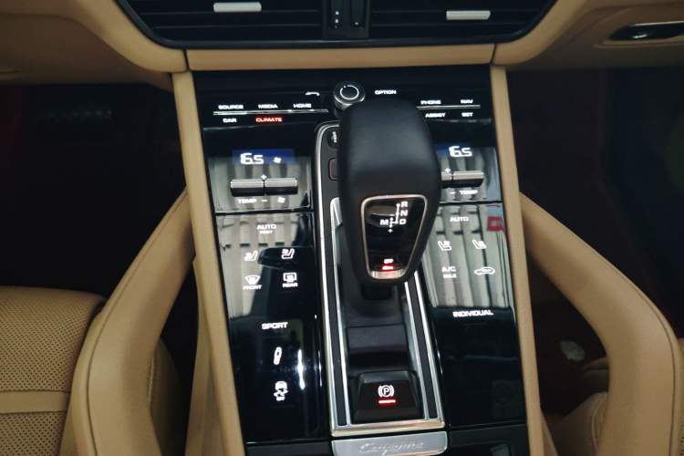 Used Porsche Cayenne 2019 Cayenne 3.0T Gear Lever