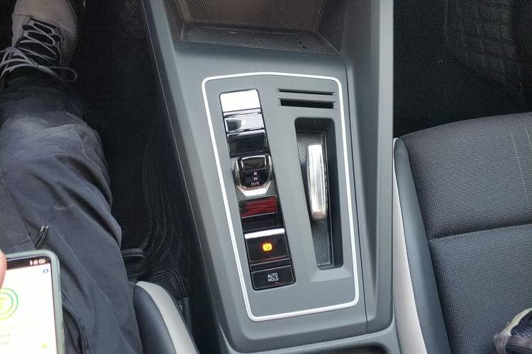 Used Volkswagen Golf 2023 Facelift 280TSI DSG Pro
