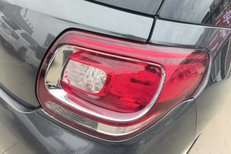 Used DS 3 2012 1.6L Fashion Edition Right Rear Taillight