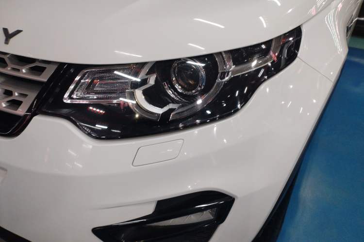 Used Land Rover Discovery Sport 2018 240 PS HSE Version