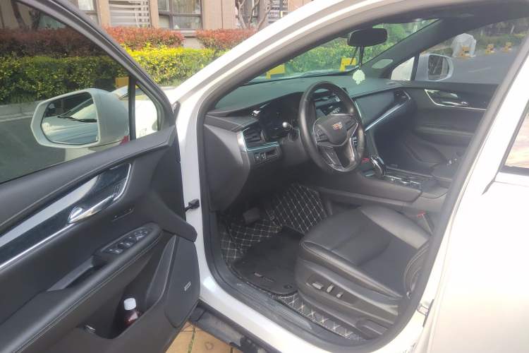 Used Cadillac XT5 2021 2.0T Two-Wheel Drive Luxury Version
