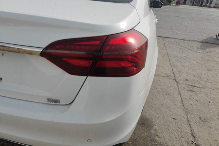 Used Geely Auto Emgrand 2019 Leading Edition 1.5L CVT Luxury Model China VI Standard