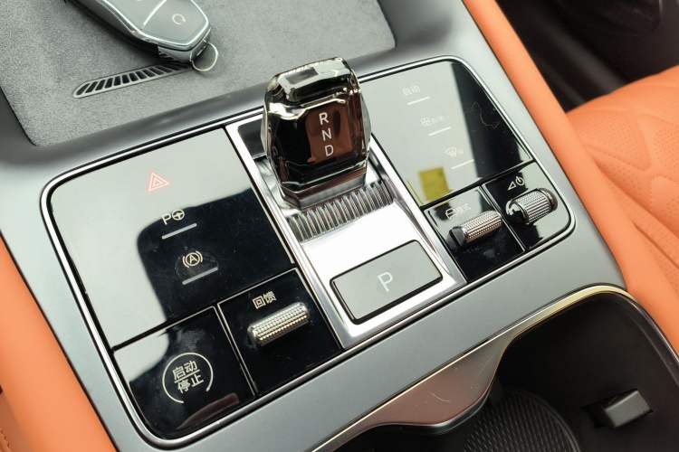 Used BYD Sealion 07 EV 2025 550 All-Wheel Drive Intelligent Driving Version Gear Lever