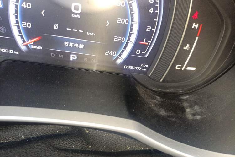 Used Geely Auto Emgrand X7 Sport 2016 1.8TD Automatic ZhiZun Version
