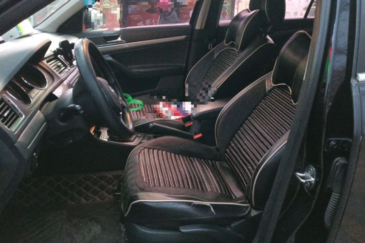 Used Volkswagen Lavida 2017 1.6L Automatic Comfort Edition
