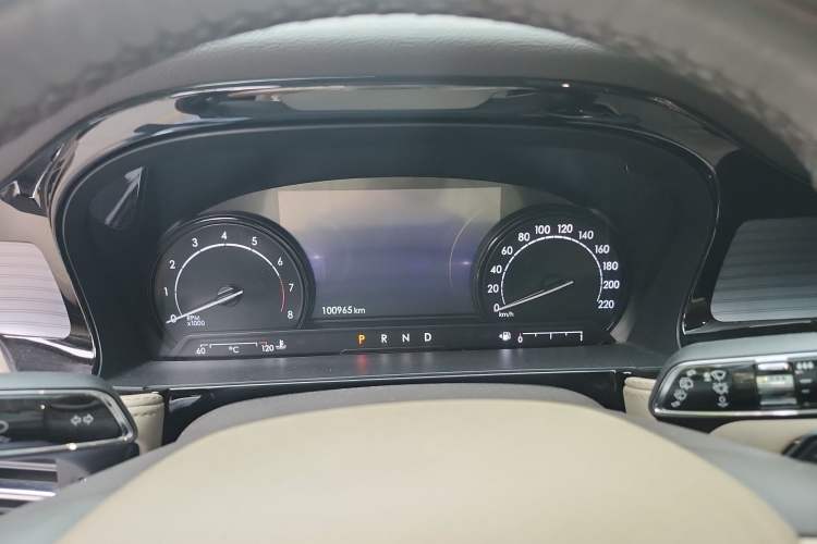 Used Lincoln Corsair 2020 2.0T Two-Wheel Drive Luxury Edition Instrument Cluster