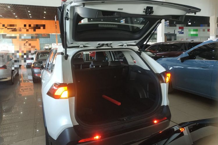 Used Toyota RAV4 2022 2.0L CVT Two-Wheel Drive Fashion Plus Edition
