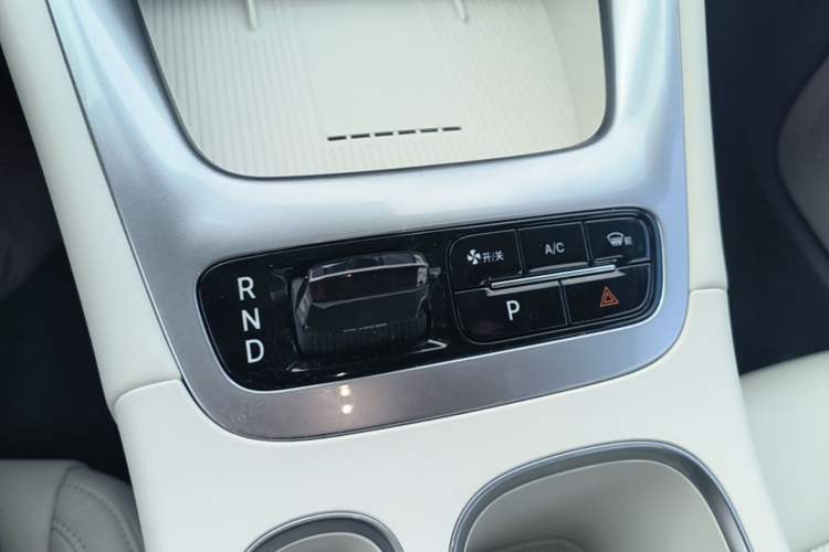 Used Geely Galaxy Geome 2025 UP 410km Exploration+ Edition
