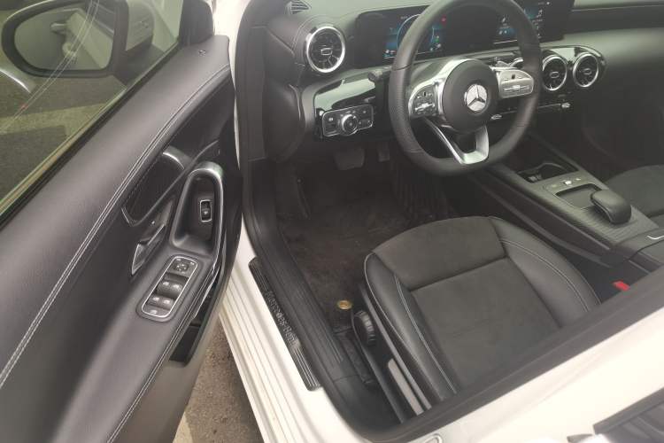 Used Mercedes-Benz A-Class 2019 Restyled A 180 L Sport Sedan Driver Seat