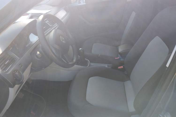 Used Skoda Rapid 2013 1.4L Manual Enjoyment Model