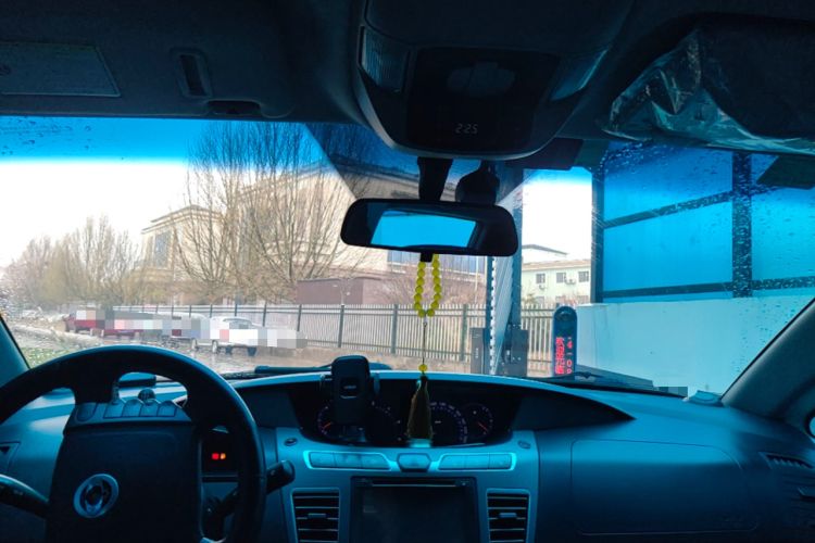 Used SsangYong Rodius 2014 2.0T Diesel 4x4 Luxury Navigation Edition Headliner