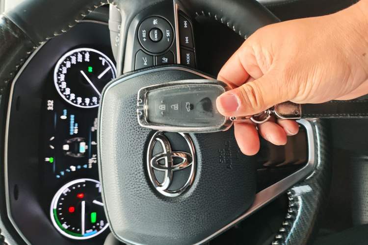 Used Toyota Avalon 2023 Dual-Engine 2.5L Luxury Edition Interior 1