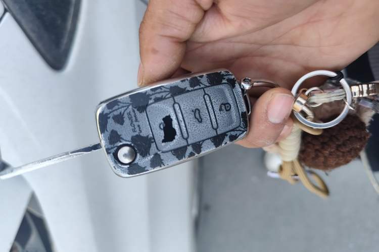 Used Volkswagen Polo 2016 1.4L Manual Fashion Model