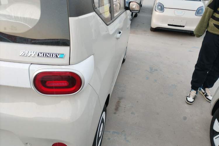 Used Wuling Hongguang MINIEV 2024 3rd Generation 215km Youth Edition
