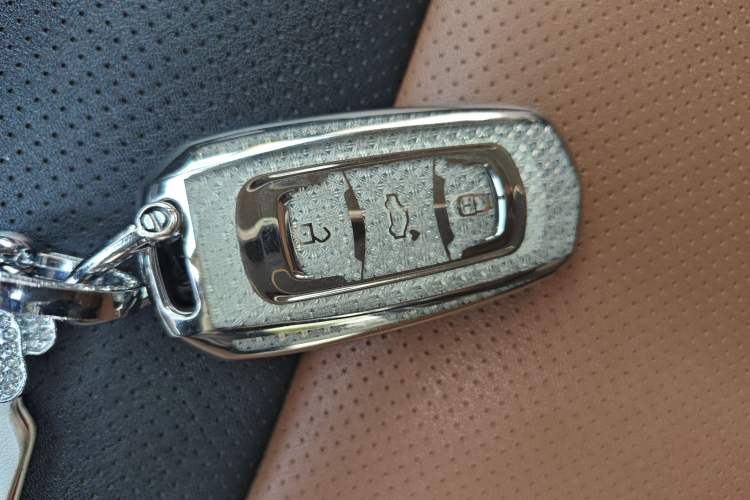 Used Geely Auto Vision X6 2016 1.3T CVT Flagship Model