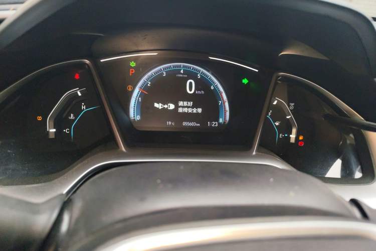 Used Honda Civic 2019 220TURBO CVT Dynamic Edition China VI Odometer Close Up