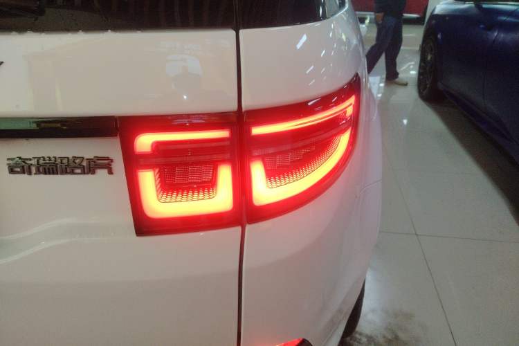 Used Land Rover Discovery Sport 2020 249 PS R-Dynamic Performance Edition Right Rear Taillight