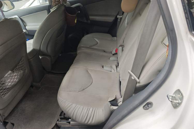 Used Toyota RAV4 2009 2.4L Manual Luxury Edition