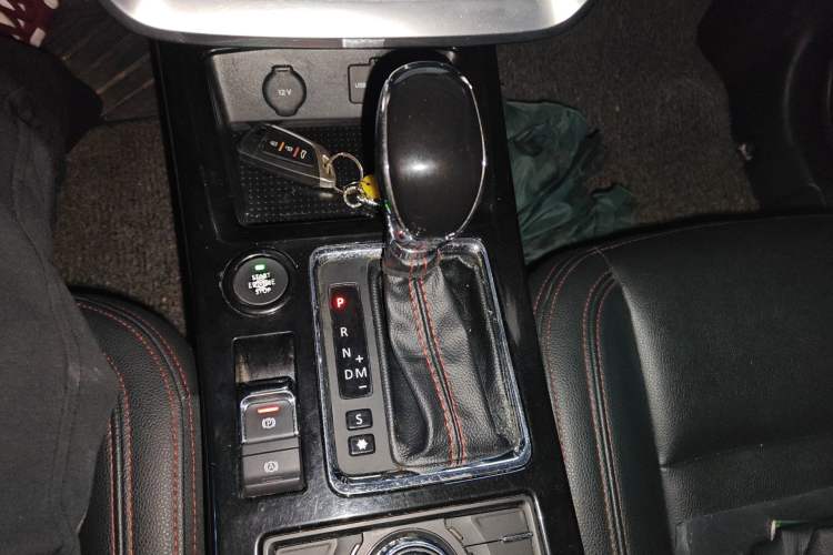 Used BAIC Off-Road BJ20 2018 1.5T CVT Luxury Model Gear Lever