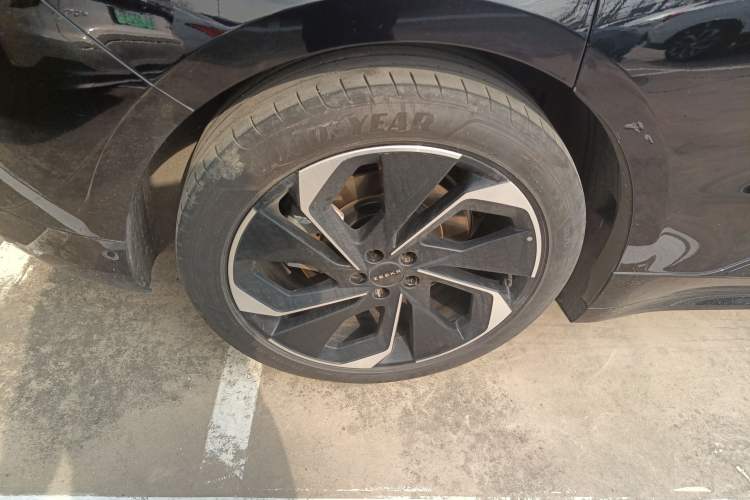 Used Zeekr 001 2023 WE Edition 100 kWh Exterior 5