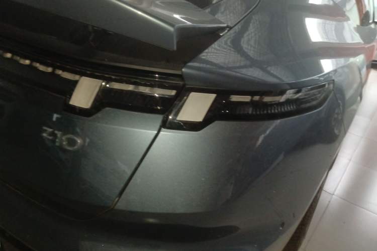 Used Lynk & Co Z10 2025 95 kWh 702 km All-Wheel Drive Intelligent Driving Ultra
