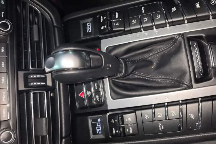 Used Porsche Macan 2021 Macan S 3.0T