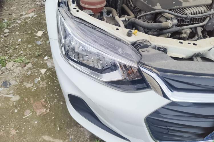 Used Chevrolet Cavalier 2020 325T Automatic Enjoyment Edition Right Front Headlight