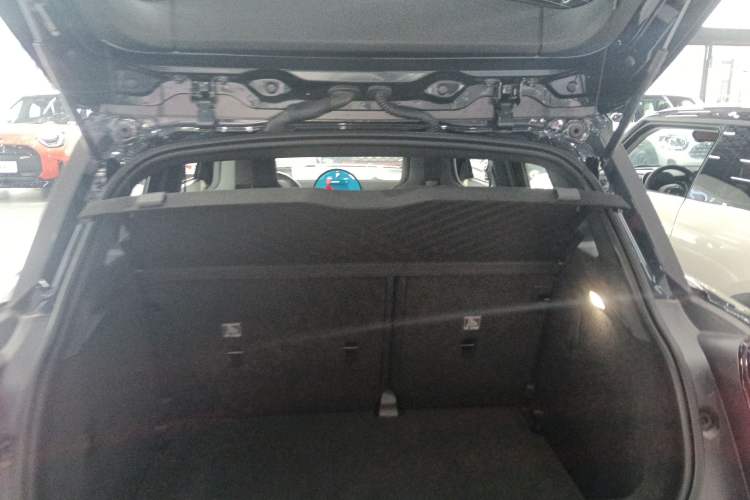 Used MINI Electric ACEMAN 2024 SE Racing Driver Trunk