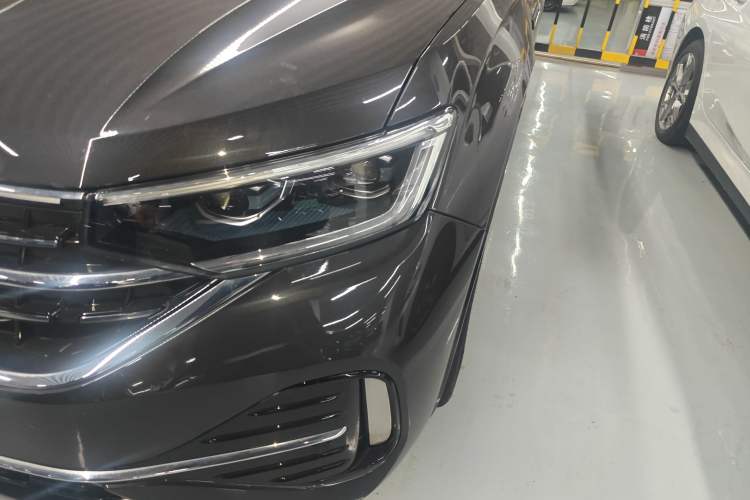 Used Volkswagen Tayron GTE Plug-in Hybrid 2023 280TSI Luxury Plus Advanced Edition Left Front Headlight