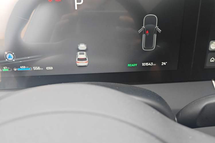 Used Li Auto ONE 2021 Extended-Range 6-Seater Version Odometer Close Up